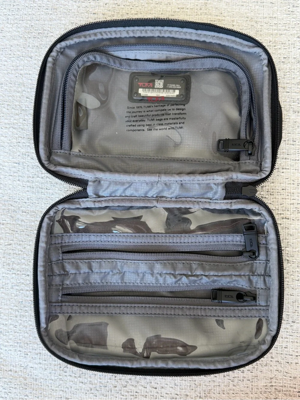 Tumi weight 54